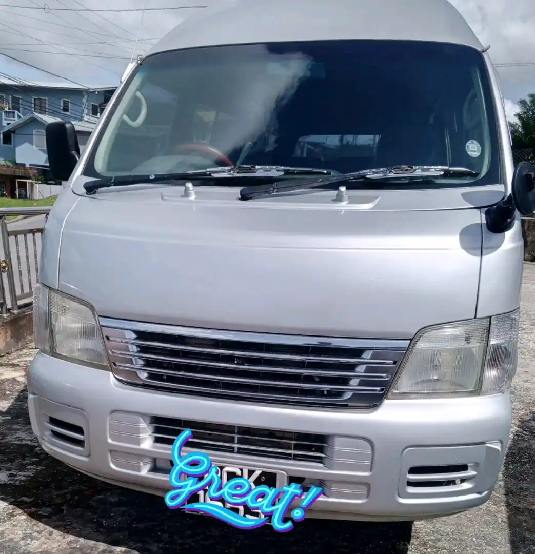 2002 nissan e25
