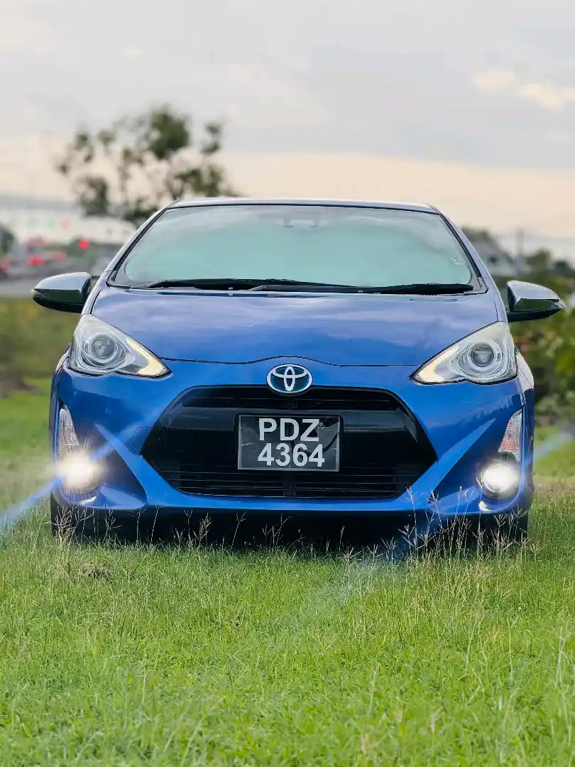 2016 toyota aqua