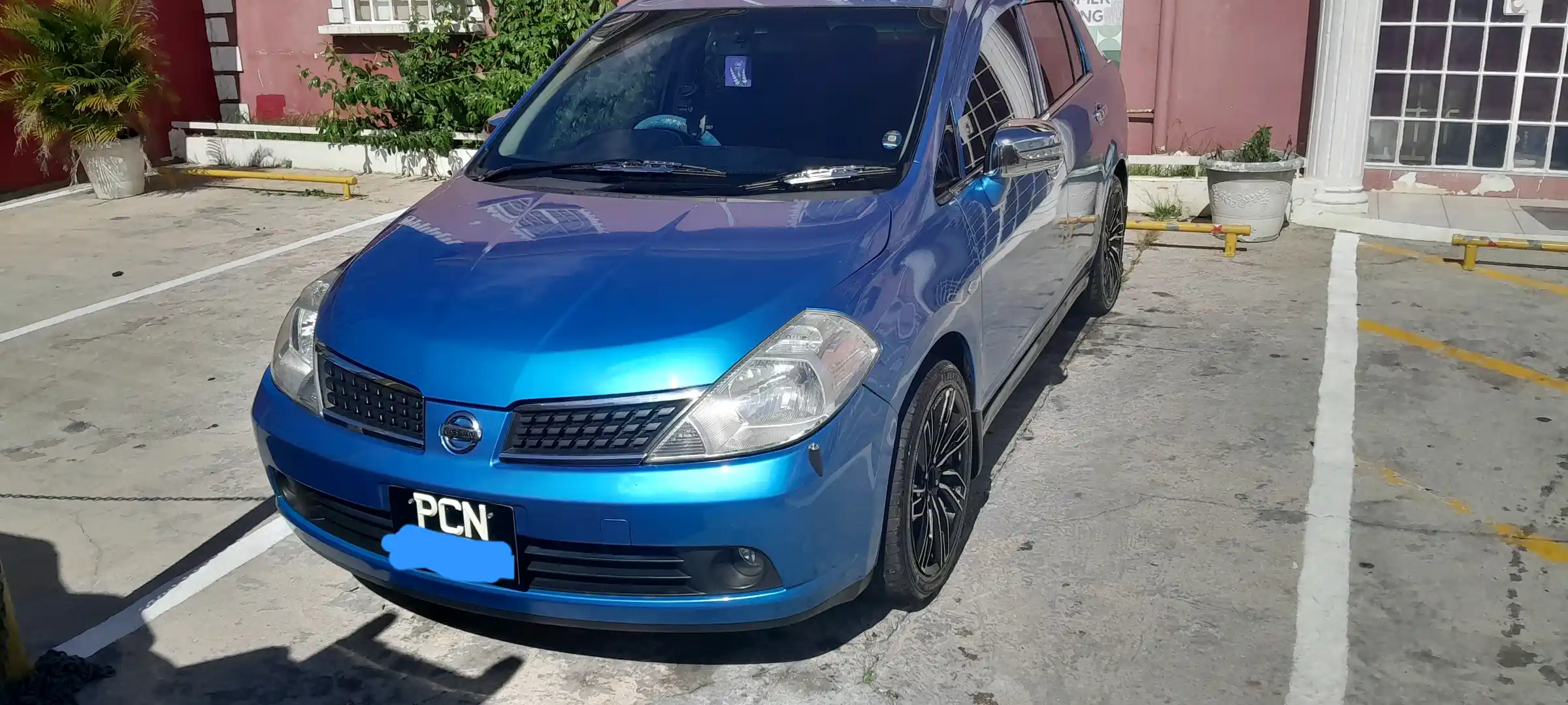 2006 nissan  tiida