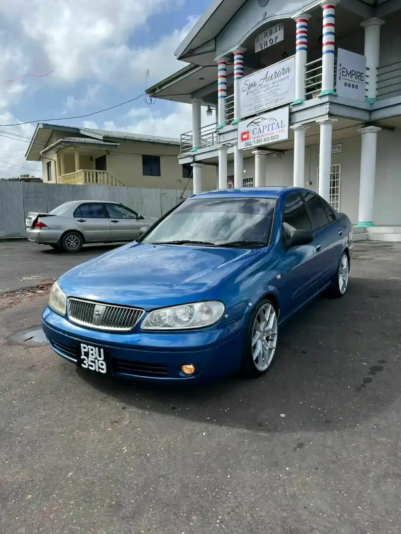 2005 nissan almera