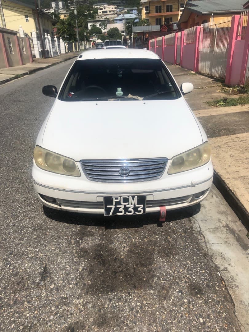 2002 nissan almera