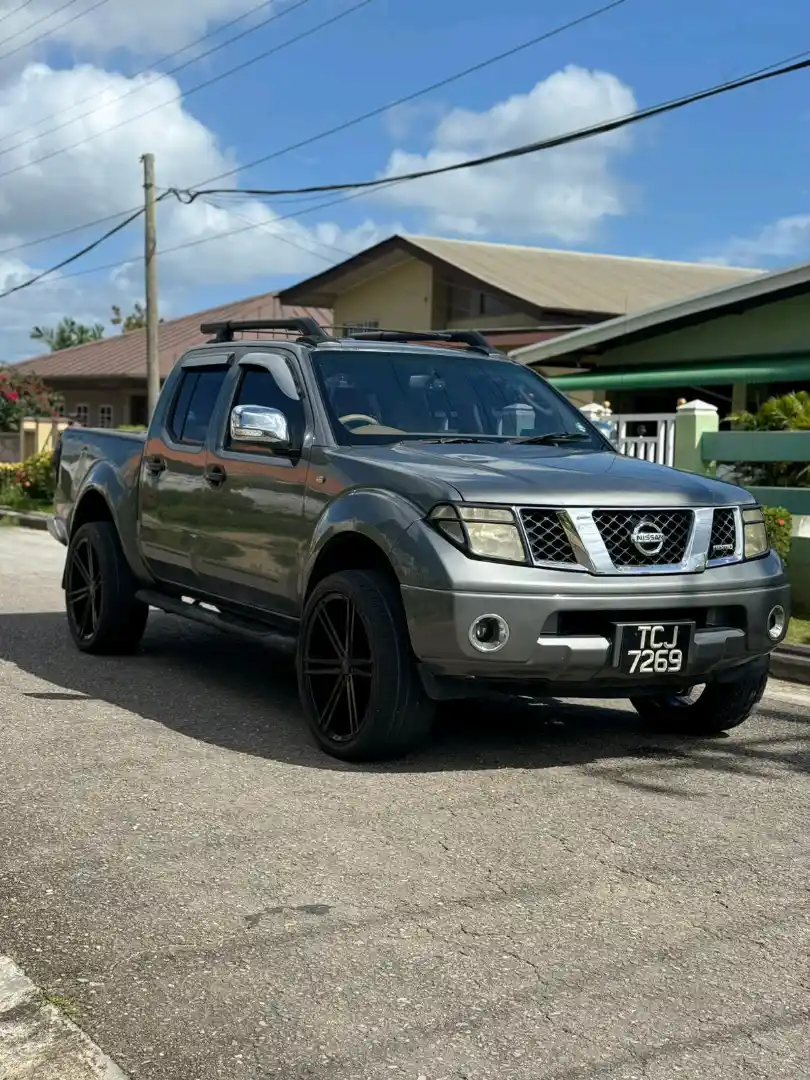 2008 nissan navara