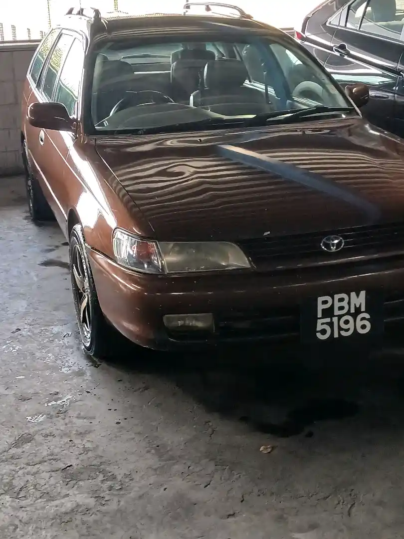 1996 toyota corolla