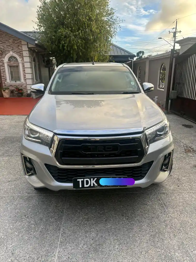 2016 toyota hilux
