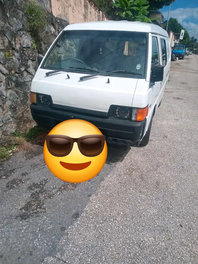 2003 mitsubushi l300