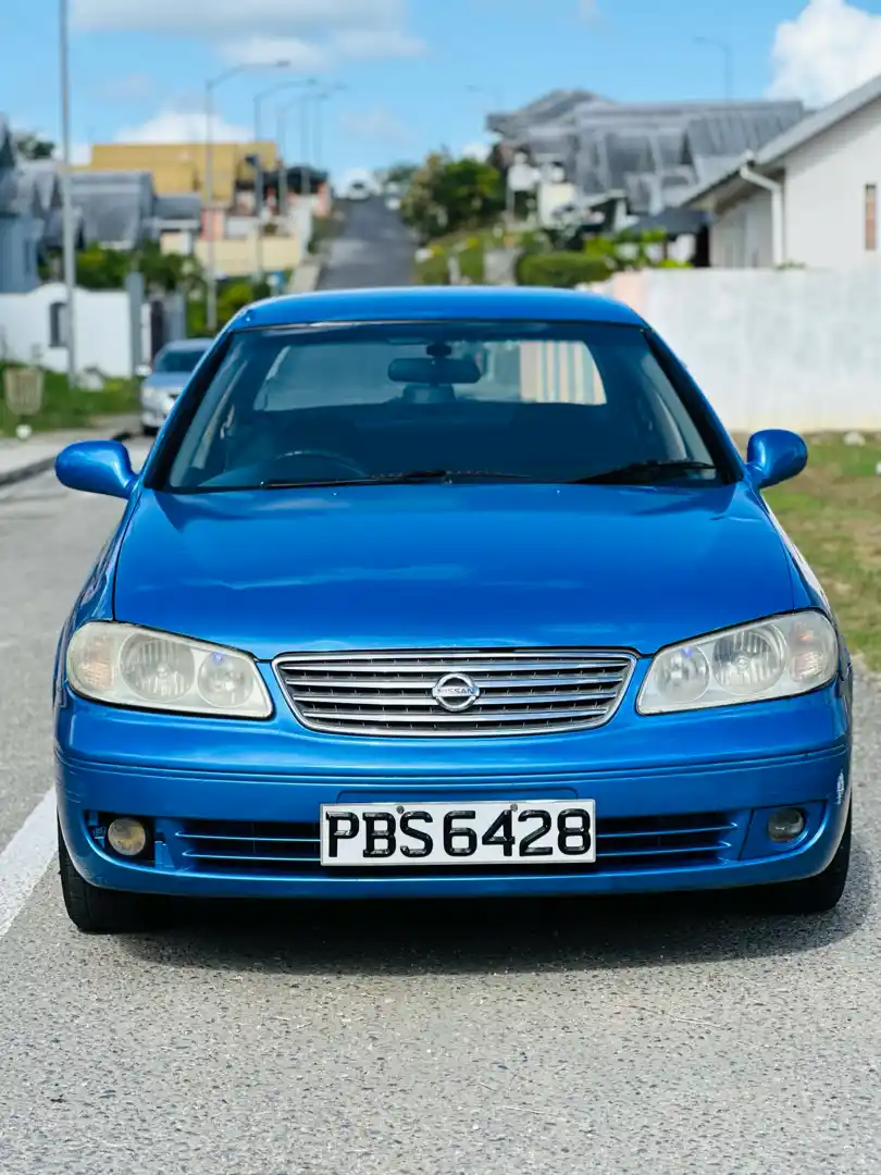 2006 nissan almera