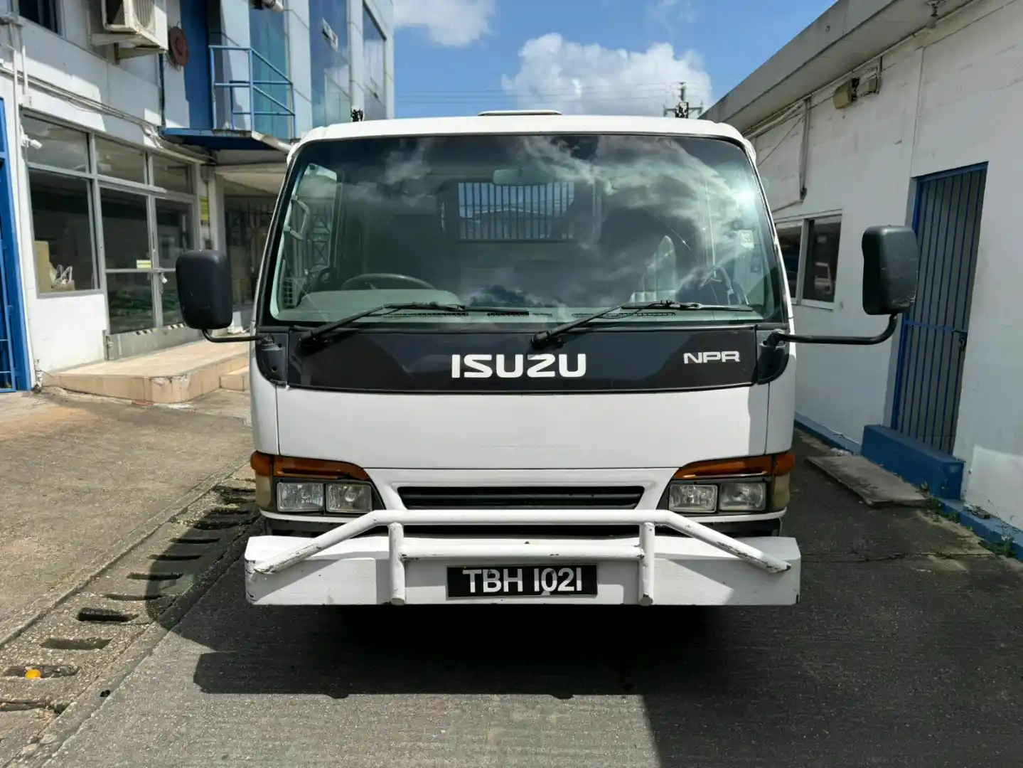 2000 isuzu npr 4-ton